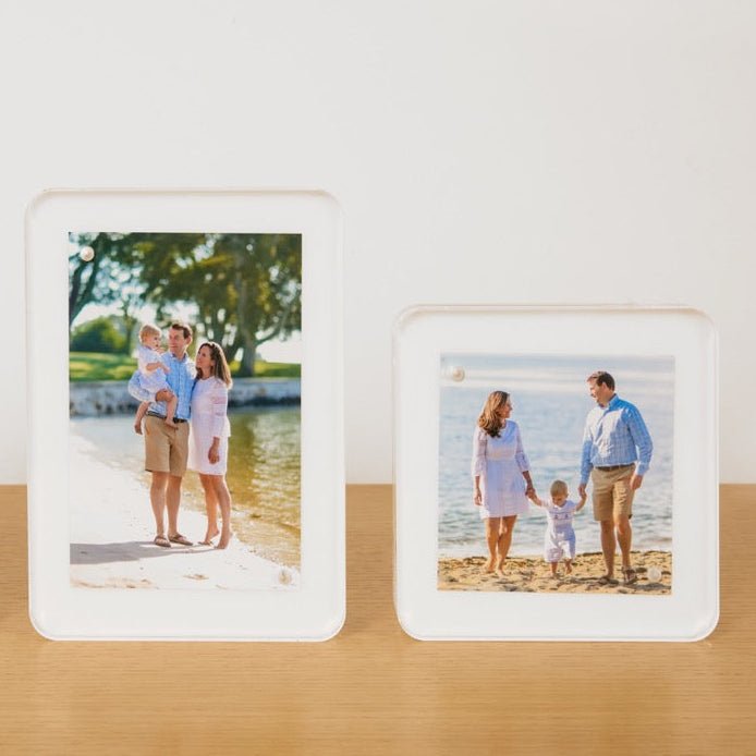White Acrylic 4" x 6" Flip Frame